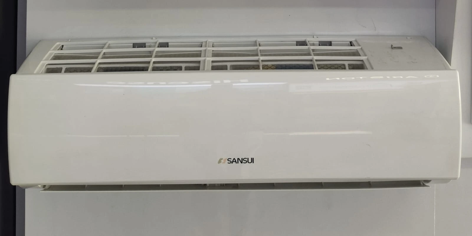 Sansui Deluxe di Radja AC